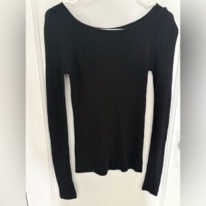 Venus | Black Ribbed Women's Top